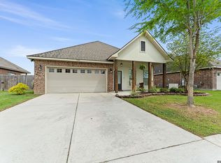 18304 Crows Nest Dr, Prairieville, LA 70769