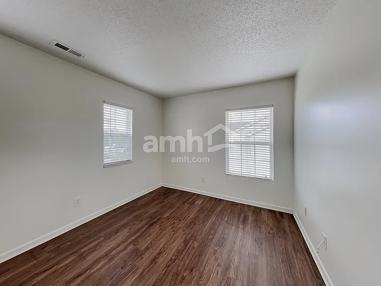417 Magna Dr — Photo 14