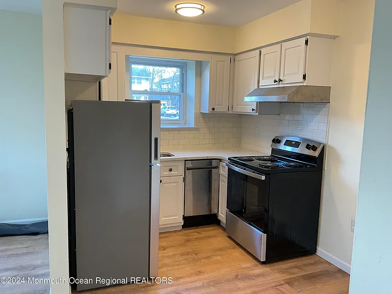 410 8th Ave #A2 — Photo 14
