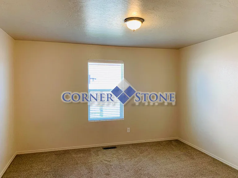 4691 N Price Ave — Photo 11