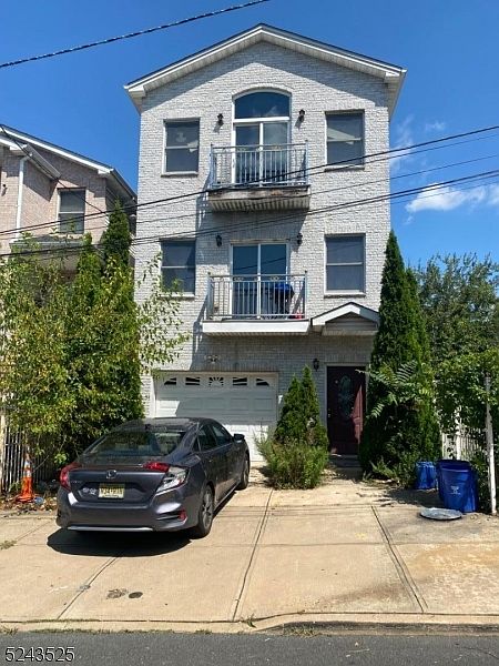 1st image of 214 Kearney Ave #2