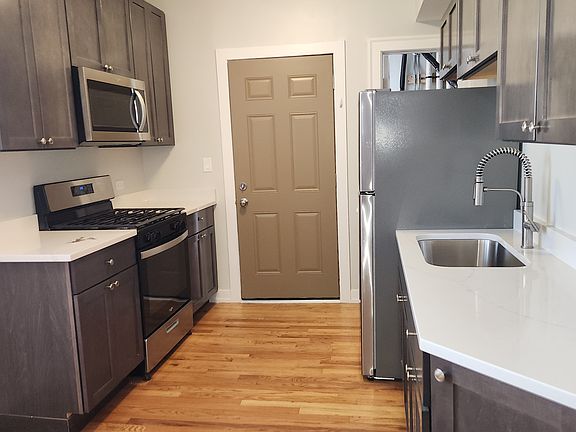 5th image of 5514 W George St APT 2