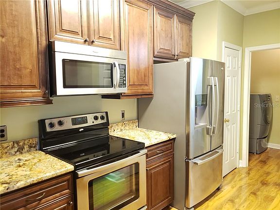 4th image of 18405 Bridle Club Dr