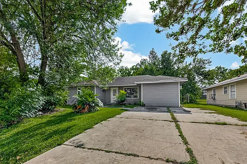 10506 Buffum St Photo 1