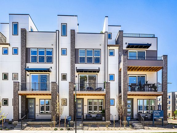 Contour One Exterior at Central Park in Denver, CO