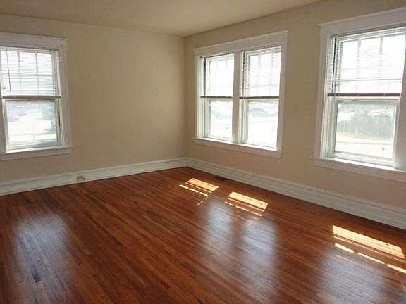 4th image of 716 Heman Ave APT 1N