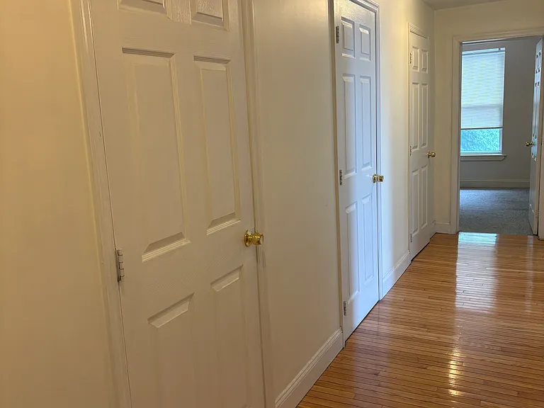 2 Morris Ave #203 — Photo 3