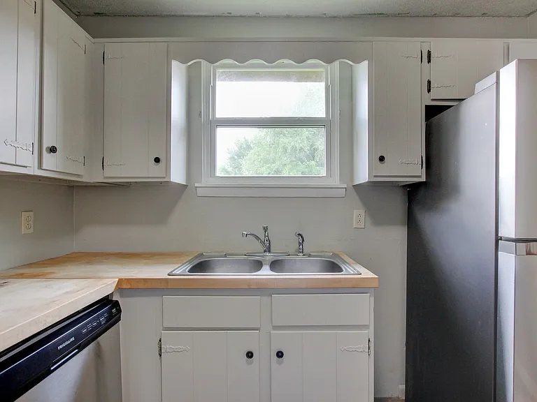 729 Welsey Dr — Photo 25