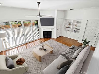 18409 Collins St Unit D, Tarzana, CA, 91356