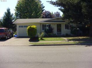 714 61st St, Springfield, OR 97478