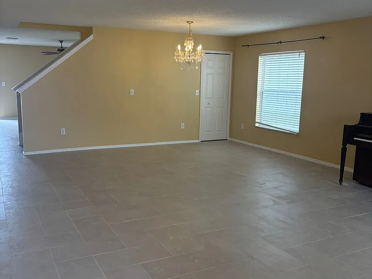 2102 Stoneview Rd — Photo 7