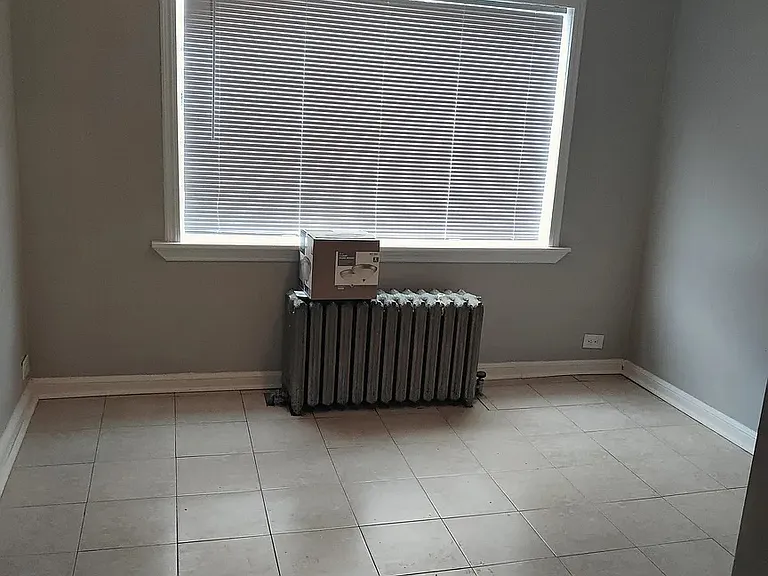 258 E Penn St — Photo 6