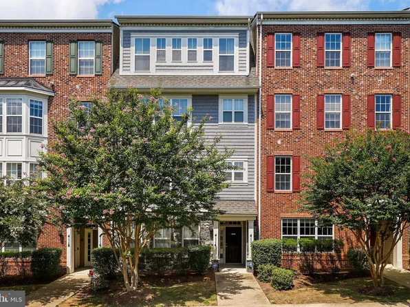 4112 Potomac Highlands Cir #8, Triangle, VA 22172