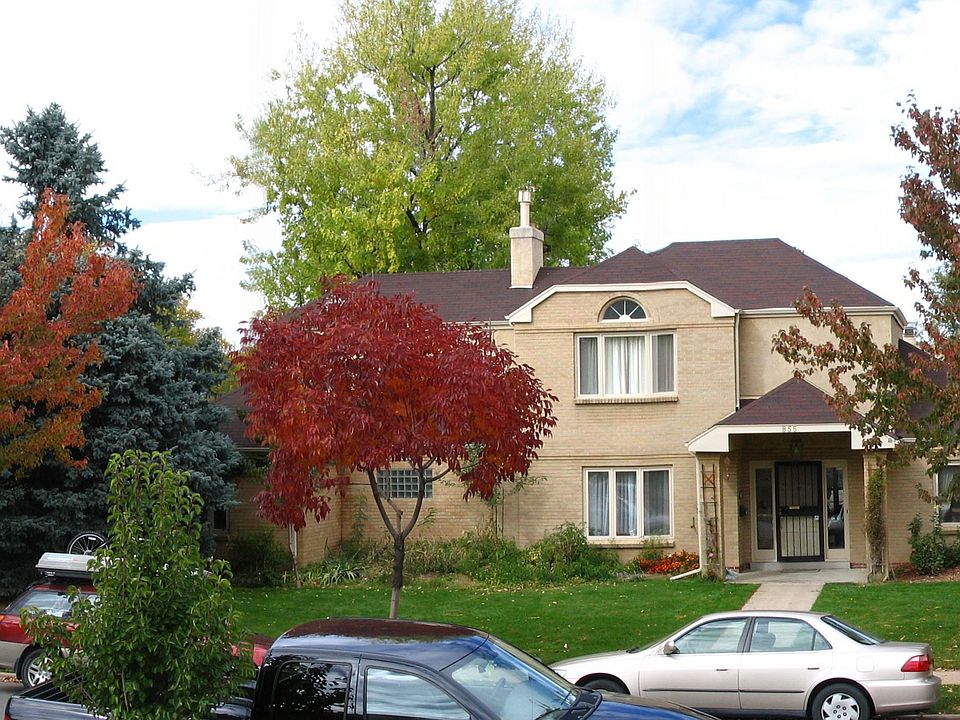 Front view in fall
