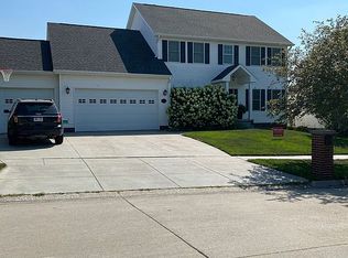 2233 Brennen View Ct, Lincoln, NE 68512
