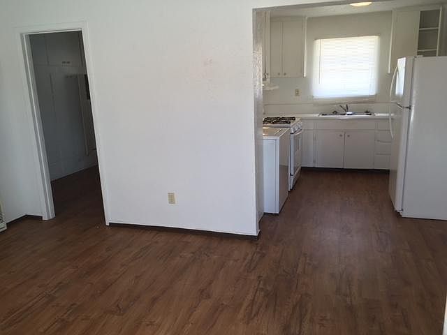 Living Room Looking into Kitchen