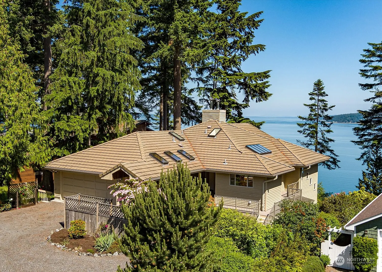 3165 Fox Spit Road photo 1