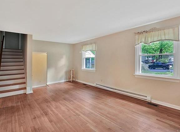 2nd image of 2130 Jarman Ln
