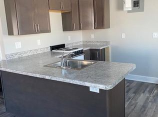 117 E 2nd St, Sumner, IA 50674