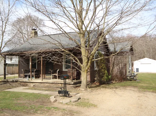 431 Rose St, Vicksburg, MI 49097