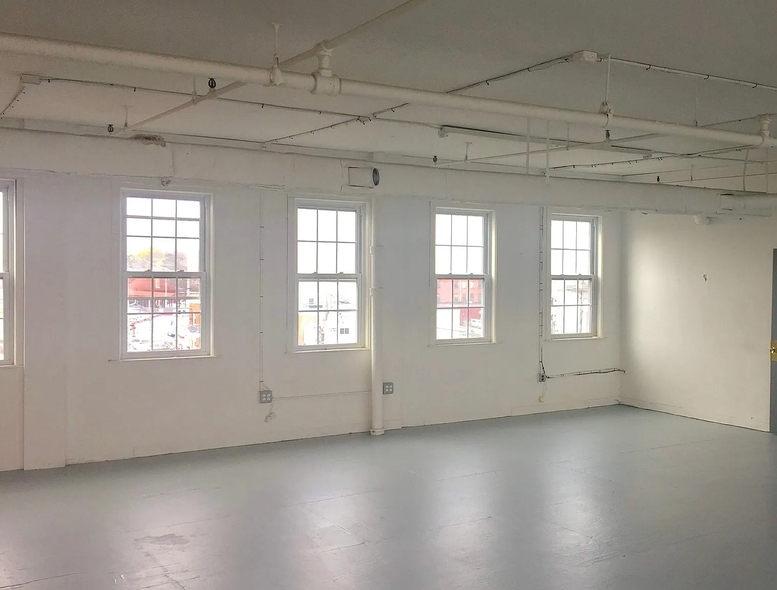 2 bed, 2750 sqft, $3,400 — Photo 4
