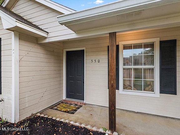 2nd image of 550 Mocking Bird Cir