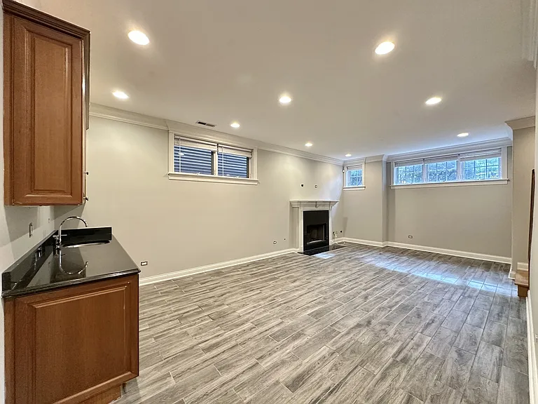 3721 N Clifton Ave #2 — Photo 8