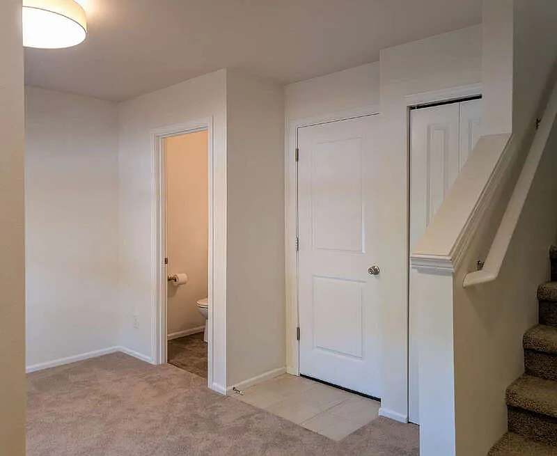 2 bed, 2.5 bath, 1184 sqft, $2,700 — Photo 4