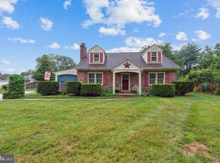 14 Oakbourne Rd, West Chester, PA 19382