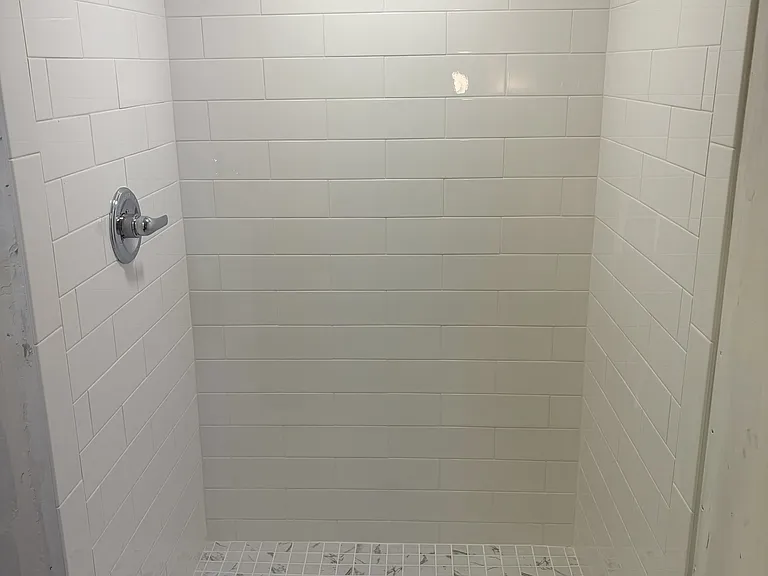 2 Heath Ct — Photo 2
