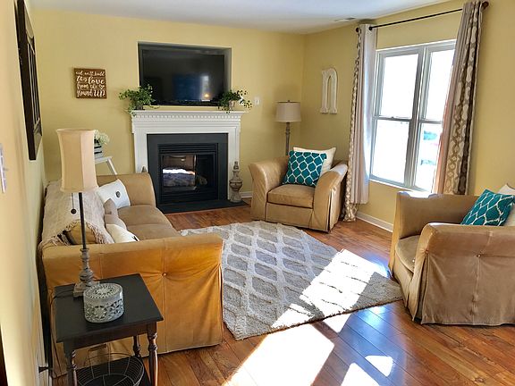 4th image of 3387 Layfield Dr
