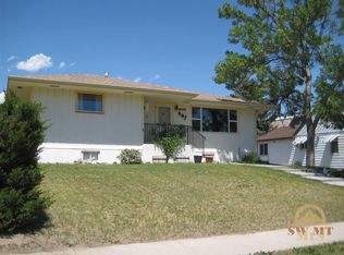 407 W 1st St, Whitehall, MT 59759
