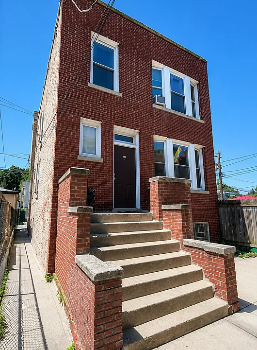 1016 N Ridgeway Ave #1R