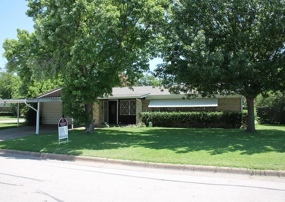 1st image of 701 Thompson Dr