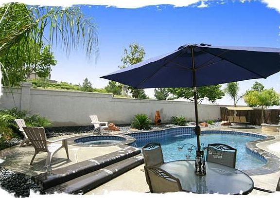 Enjoy a sparkling pool and spa!