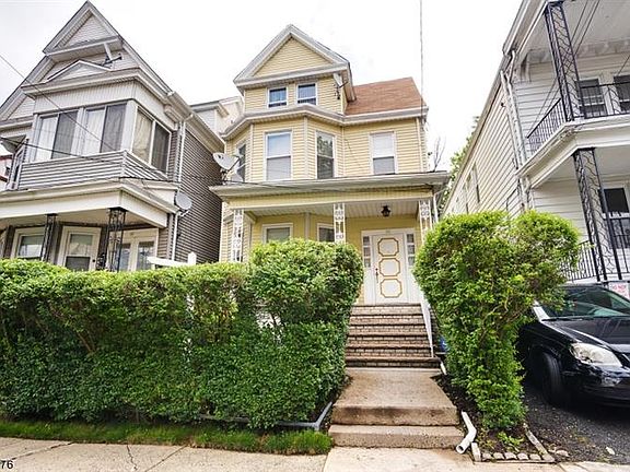 3rd image of 50 Hazelwood Ave