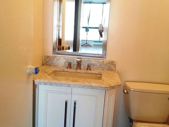 4th image of 300 3rd St Floor 8