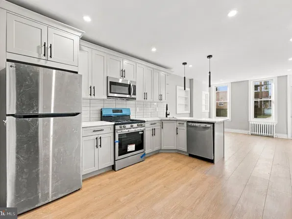 2929 W Harper St, Philadelphia, PA 19130