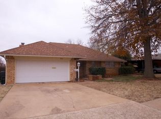 813 W Silver Meadow Dr, Midwest City, OK 73110