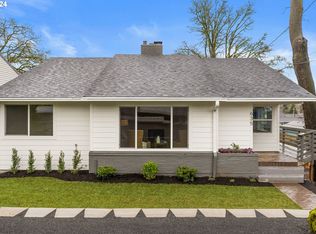 635 E Fairfield St, Gladstone, OR 97027