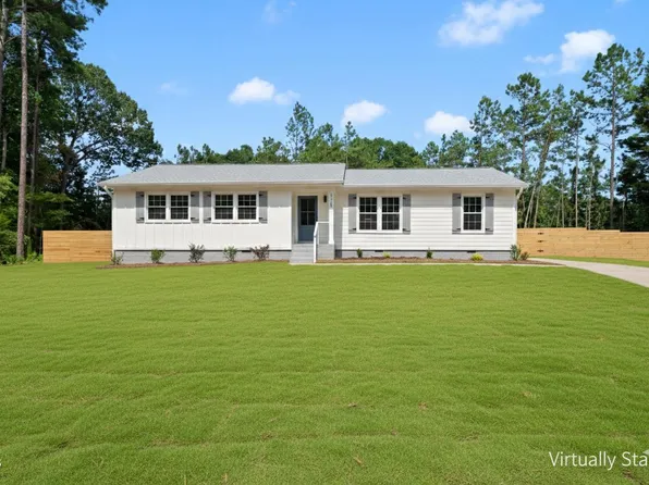 305 N Montreal Ct, Cary, NC 27511