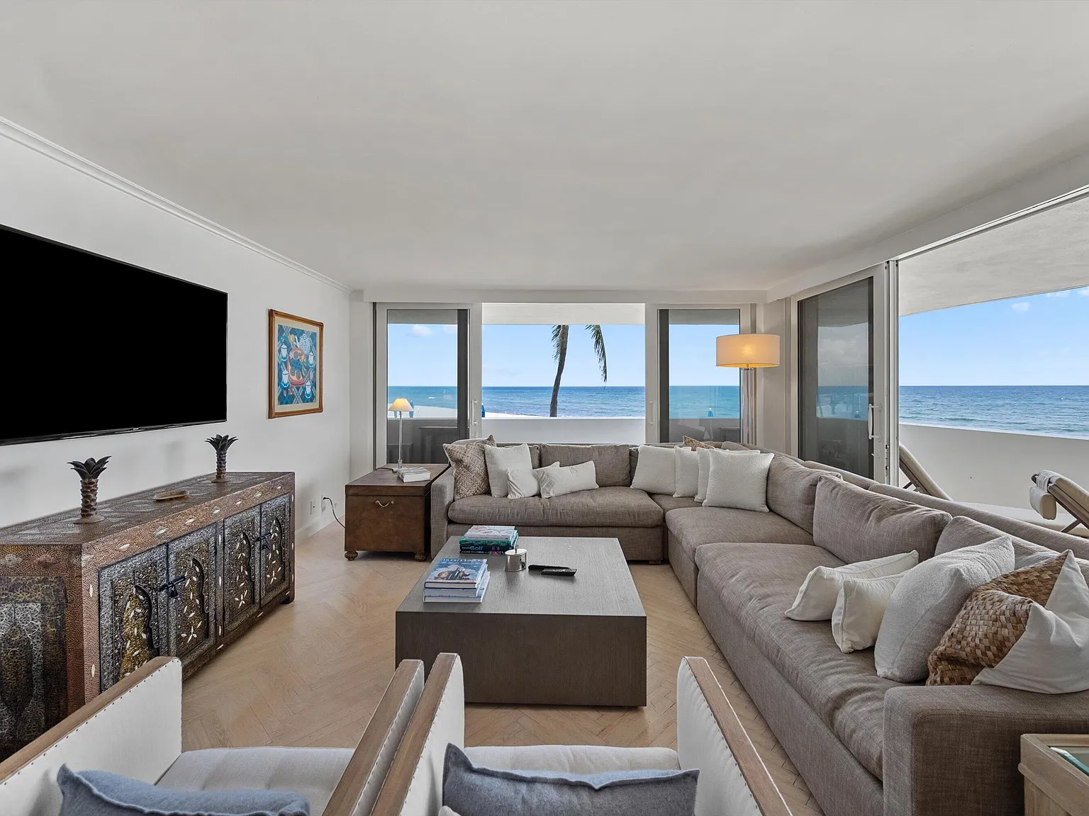 2 bed, 2.5 bath, 1646 sqft, $40,000 — Photo 3
