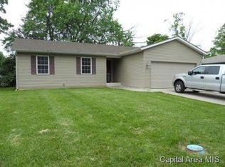 6 Stelte Ln, Springfield, IL 62702