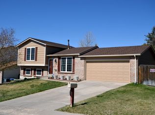 5002 Griffith Ave, Cheyenne, WY 82009
