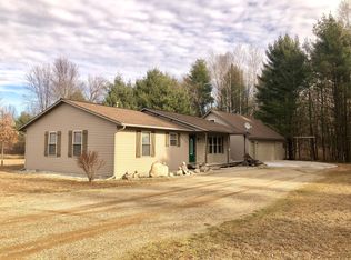 8600 W Pleasant Valley Rd, Blanchard, MI 49310