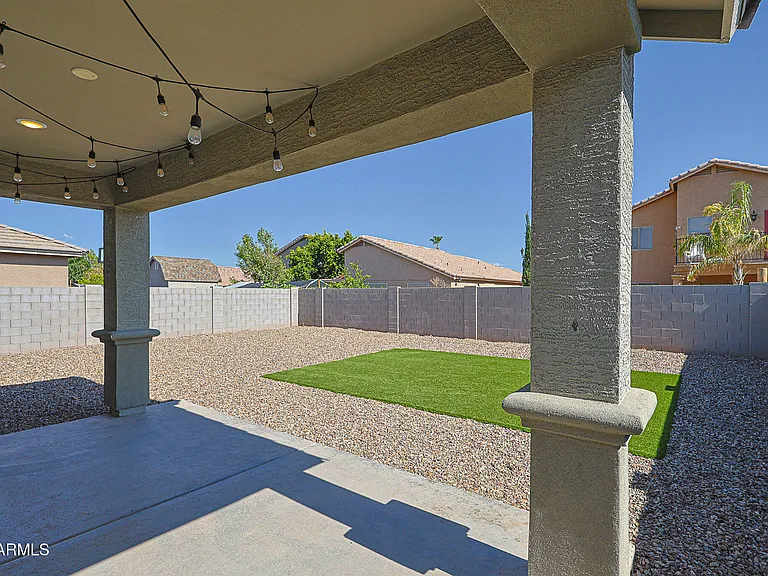 15269 W Pierce St — Photo 28