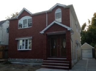 14530 243rd St, Rosedale, NY 11422