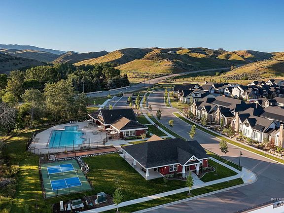 7th image of this home