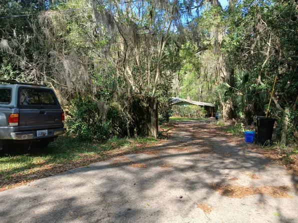 902 NW 36th Rd, Gainesville, FL 32609