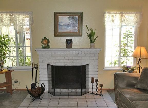 3rd image of 7042 Avenida Rotella